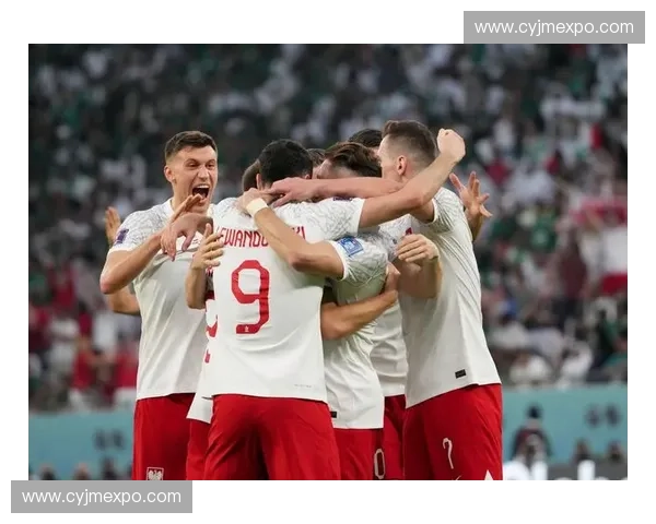 世界杯现场直播全程攻略与精彩回顾，让你不错过每一场激动人心的比赛